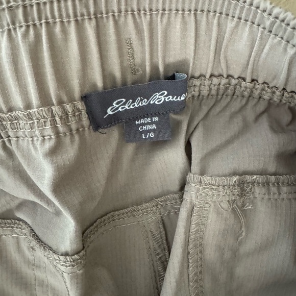 Eddie Bauer Women's Rapids Capri in CINDER. MSRP $64 - Picture 13 of 17